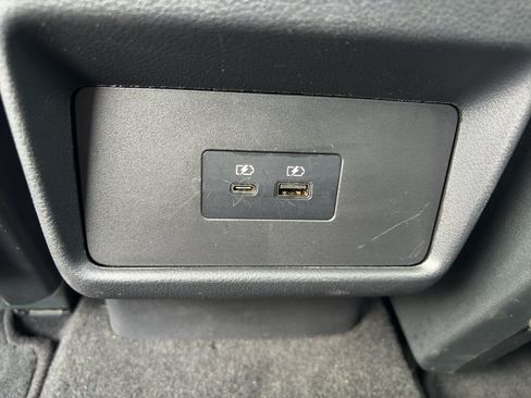 Used 2023 Nissan Rogue SV FWD image 14