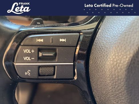 Used 2025 Honda Pilot Elite image 21