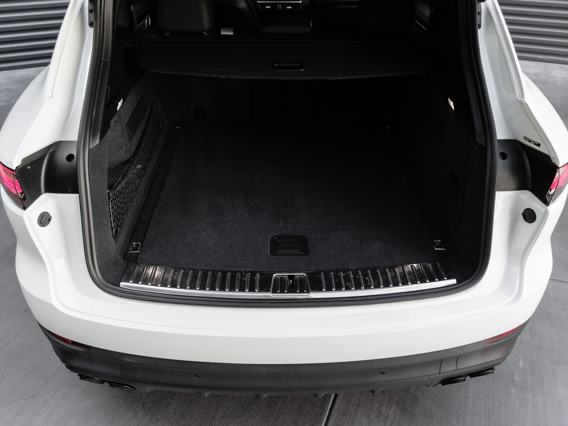 Certified 2023 Porsche Cayenne Platinum Edition AWD/4WD image 29