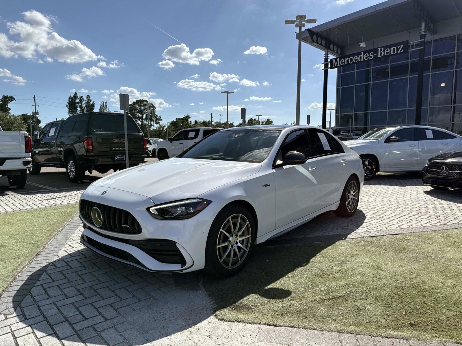 Used 2023 Mercedes-Benz C 43 AMG 4MATIC Sedan image 2