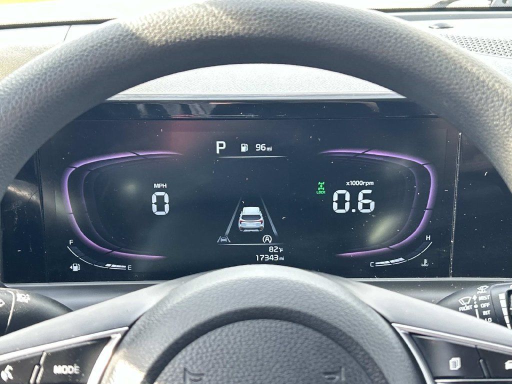 Used 2024 Kia Seltos LX AWD/4WD image 21