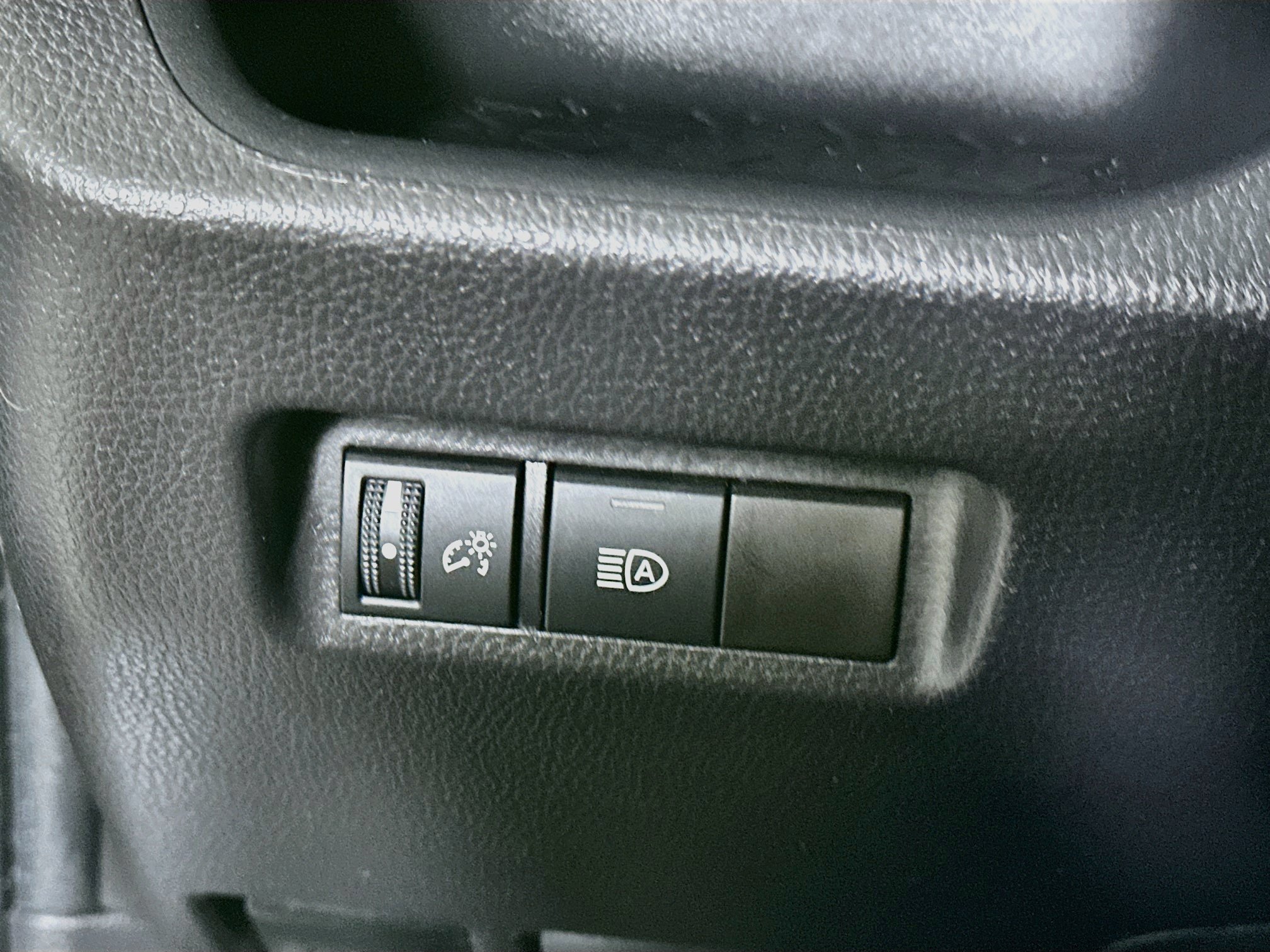 Used 2025 Toyota RAV4 LE FWD image 16