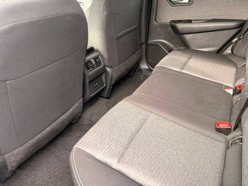 Certified 2023 Nissan Rogue SV FWD image 15