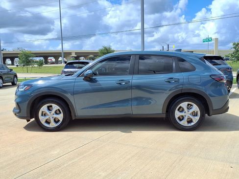 Used 2025 Honda HR-V LX image 3