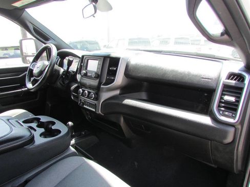Used 2024 RAM 3500 SLT w/ Quick Order Package 2YG SLT AWD/4WD image 21