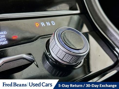Used 2023 Jeep Grand Cherokee Limited AWD/4WD image 24