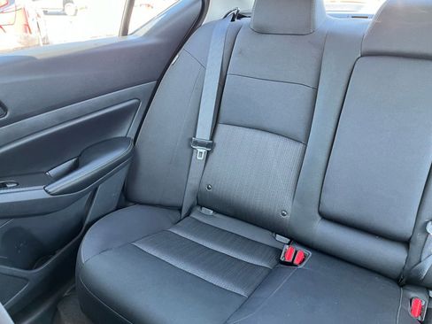 Used 2025 Nissan Altima 2.5 SV image 38