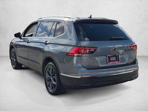Used 2023 Volkswagen Tiguan SE FWD image 7