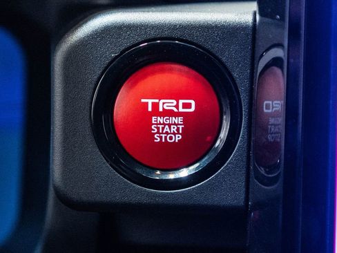 New 2026 Toyota 4Runner TRD Off-Road Premium AWD/4WD image 32