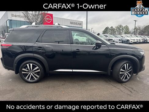Used 2025 Nissan Pathfinder Platinum w/ Cargo Package AWD/4WD image 3