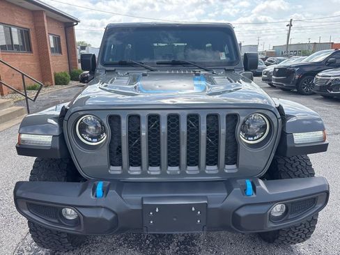 Used 2023 Jeep Wrangler Unlimited Rubicon 4xe w/ Cold Weather Group AWD/4WD image 3