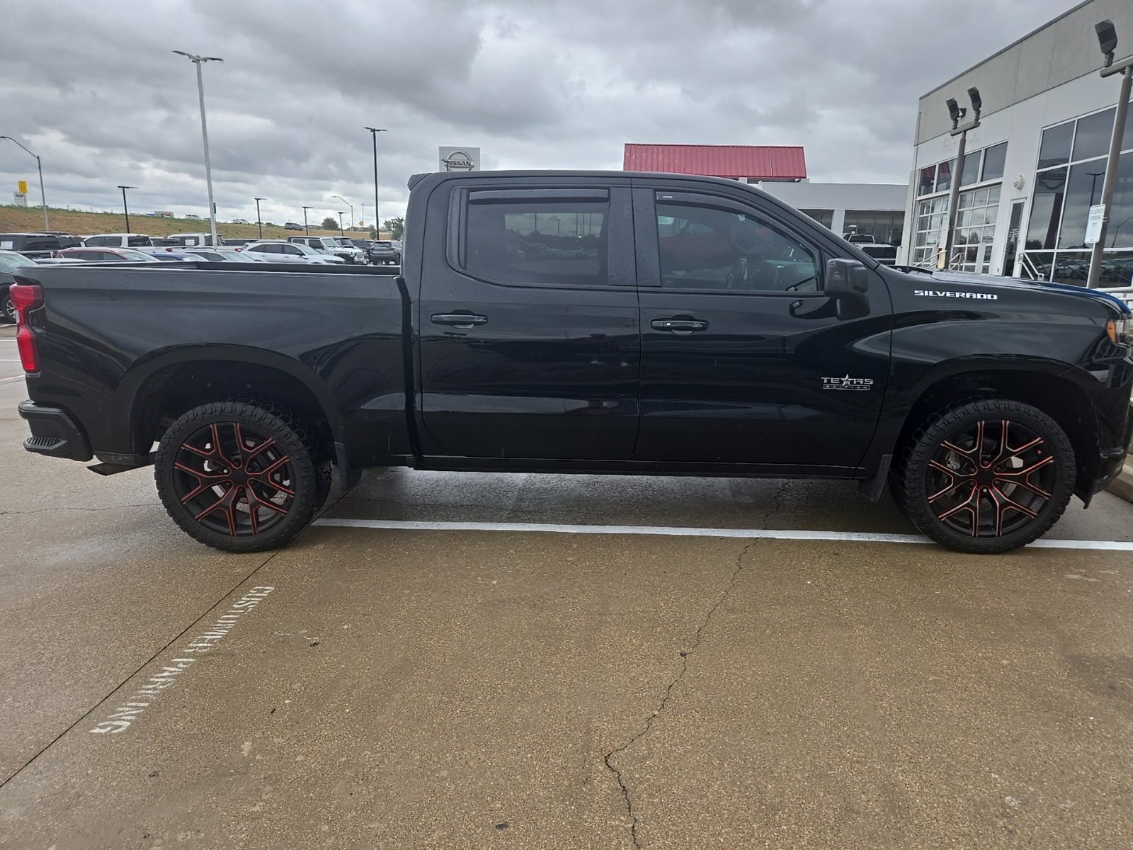 Used 2021 Chevrolet Silverado 1500 RST w/ Bed Protection Package RWD image 7
