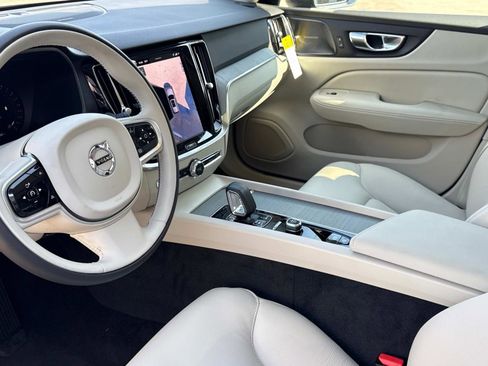 New 2026 Volvo V60 B5 Cross Country Plus w/ Climate Package image 20