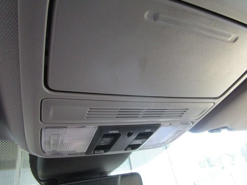 Used 2022 Honda Odyssey EX-L image 44