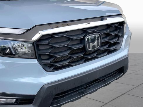 Used 2023 Honda Passport EX-L image 32