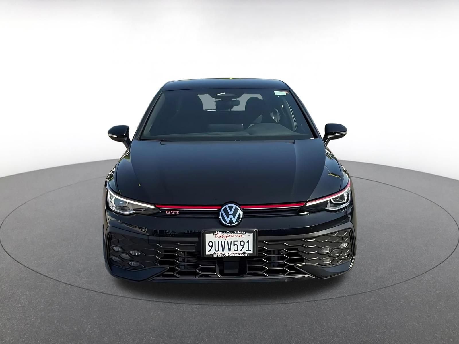 Used 2026 Volkswagen Golf S FWD image 4