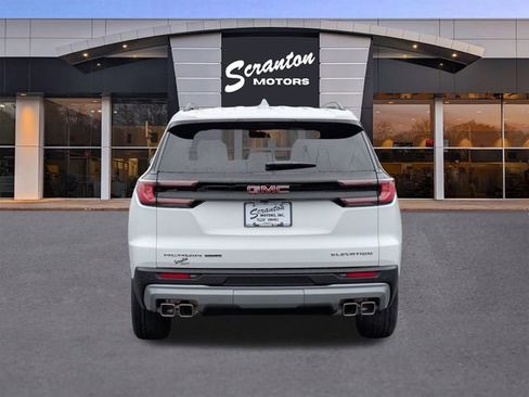 New 2026 GMC Acadia Elevation image 4
