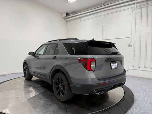 Used 2023 Ford Explorer ST w/ Equipment Group 401A image 5