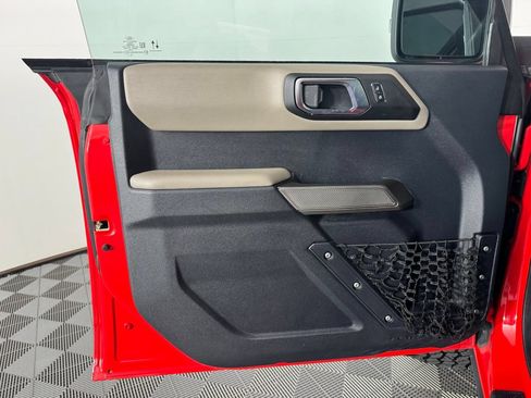 Used 2023 Ford Bronco Wildtrak AWD/4WD image 9