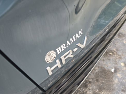 Certified 2024 Honda HR-V EX-L image 6