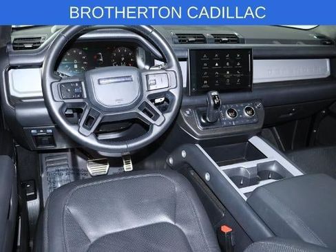 Used 2025 Land Rover Defender 130 V8 AWD/4WD image 28