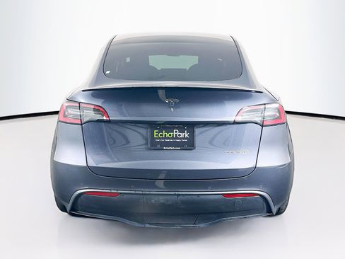 Used 2022 Tesla Model Y Performance image 7