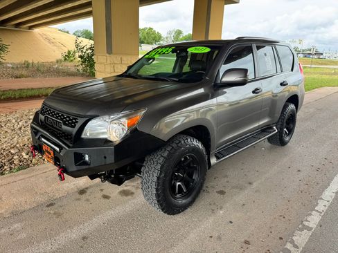 Used 2011 Lexus GX 460 w/ Convenience Pkg AWD/4WD image 7