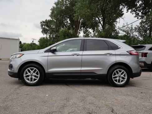 Used 2022 Ford Edge SEL w/ Convenience Package AWD/4WD image 4