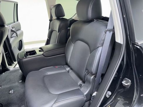 Used 2024 INFINITI QX80 Luxe w/ Cargo Package image 2