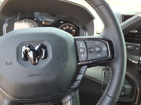 New 2026 RAM 2500 Limited AWD/4WD image 10