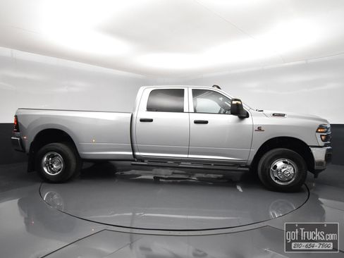Used 2026 RAM 3500 Tradesman AWD/4WD image 51