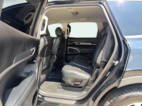 Used 2022 Kia Telluride LX AWD/4WD image 20