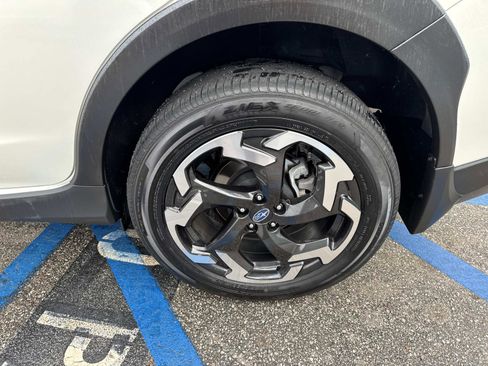 Certified 2023 Subaru Crosstrek 2.5i Limited w/ Popular Package #4 image 8