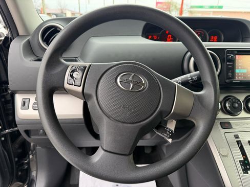 Used 2015 Scion xB image 16