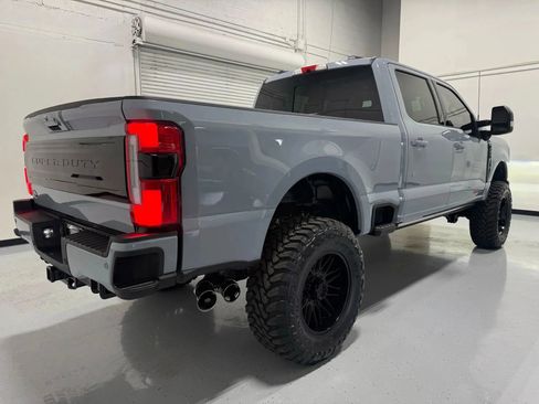 Used 2025 Ford F250 Platinum image 13