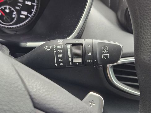 Used 2023 Hyundai Santa Fe SE w/ Winter Weather Package image 26