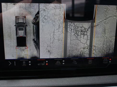 Used 2024 GMC Sierra 1500 AT4 w/ AT4 Preferred Package image 44