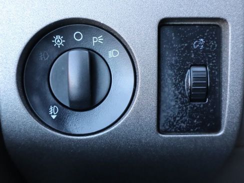 Used 2009 Ford F350 Lariat image 29