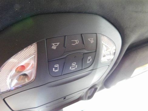 New 2026 Chrysler Pacifica Pinnacle image 38