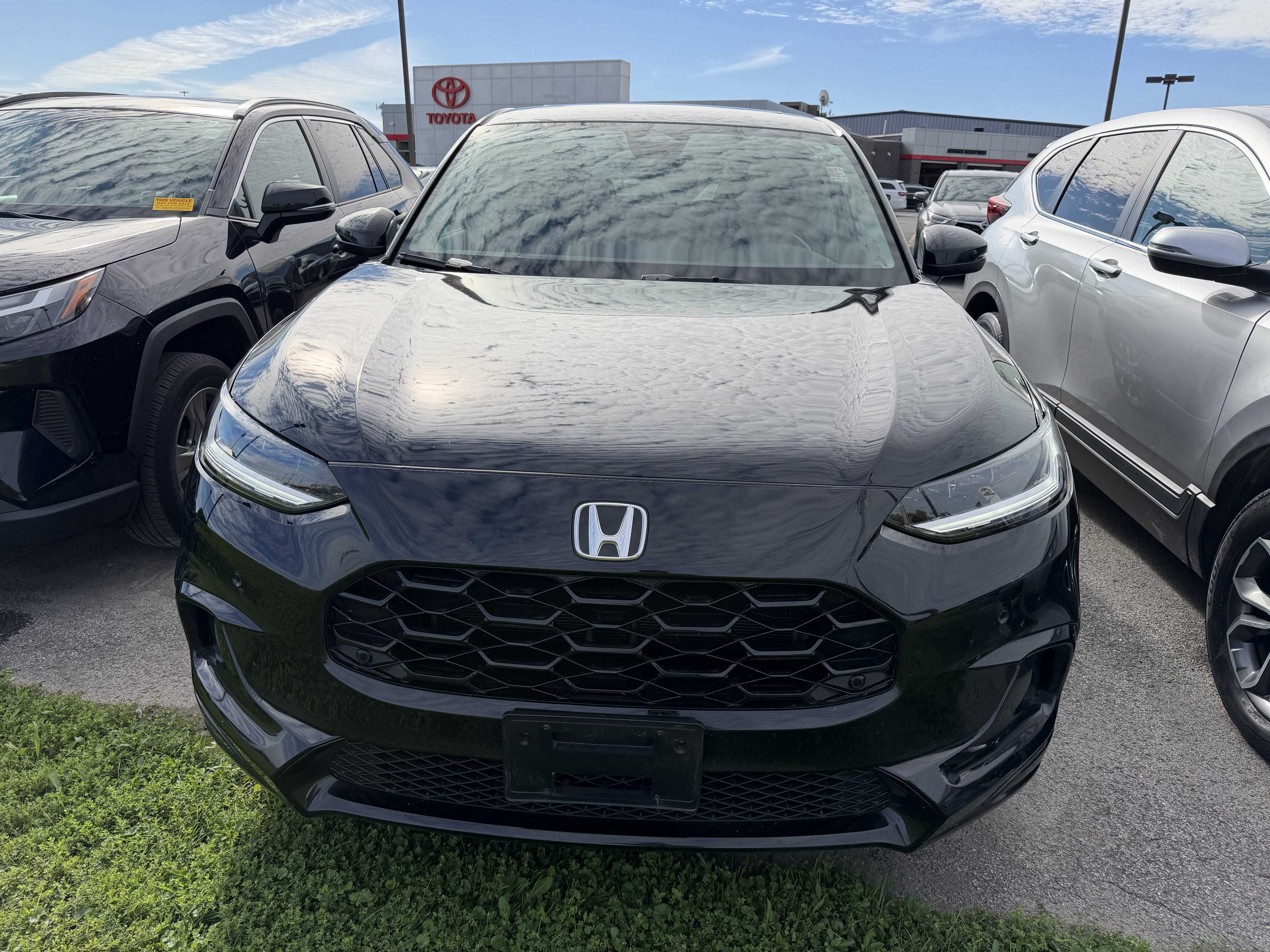 Used 2026 Honda HR-V EX-L image 3
