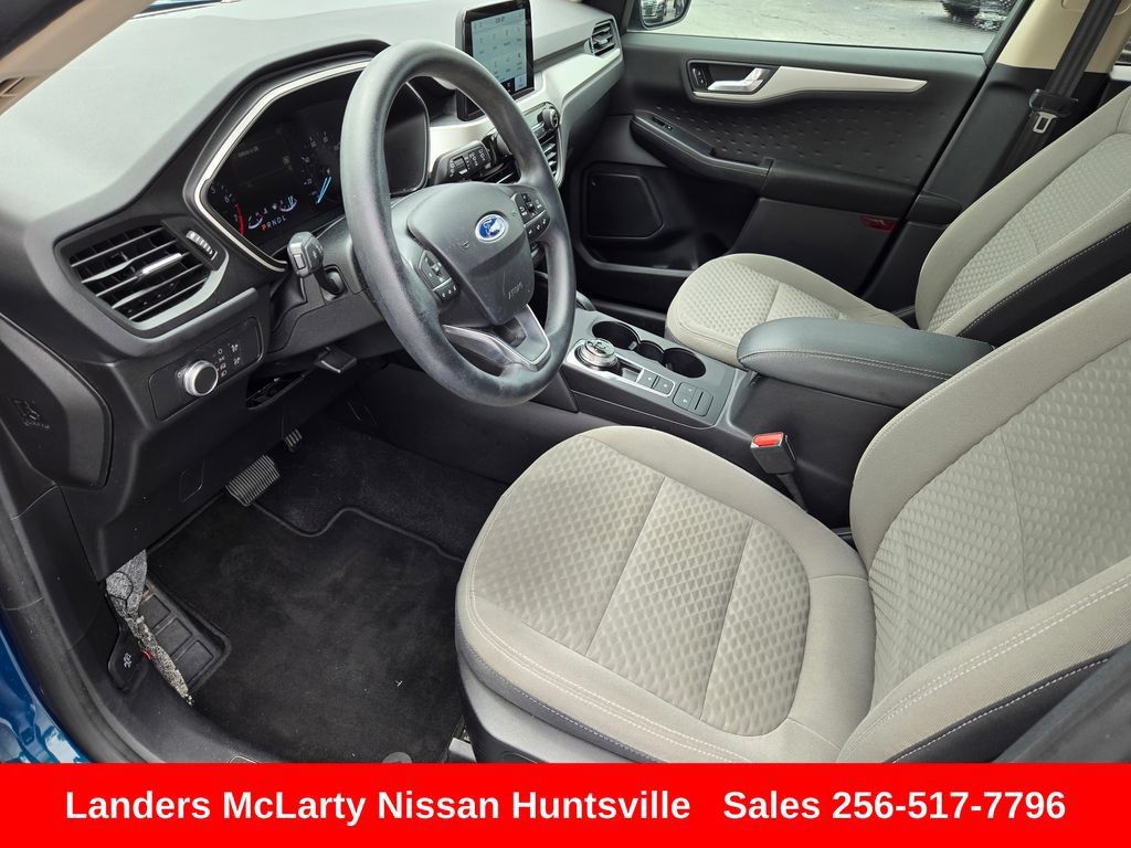 Used 2020 Ford Escape SE FWD image 17