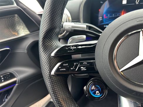 Used 2022 Mercedes-Benz SL 55 AMG 4MATIC image 23