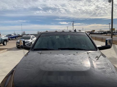 Used 2018 RAM 3500 Laramie w/ Convenience Group image 8