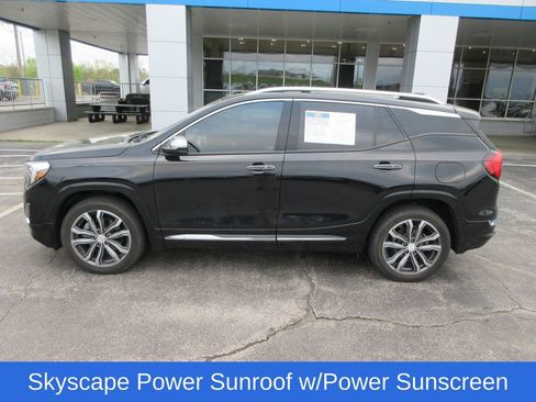 Certified 2020 GMC Terrain Denali w/ Denali Premium Package image 2