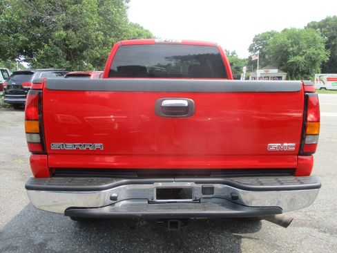 Used 2005 GMC Sierra 2500 SLE w/ Snow Plow Prep Package image 3