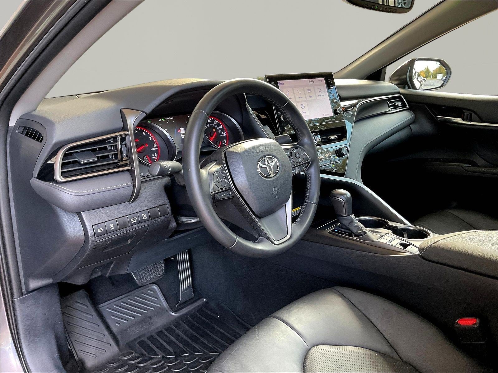 Used 2021 Toyota Camry XSE FWD image 17