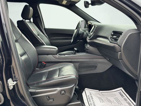 Used 2024 Dodge Durango GT image 28
