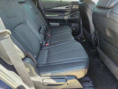 Used 2023 INFINITI QX60 Luxe w/ Vision Package image 21