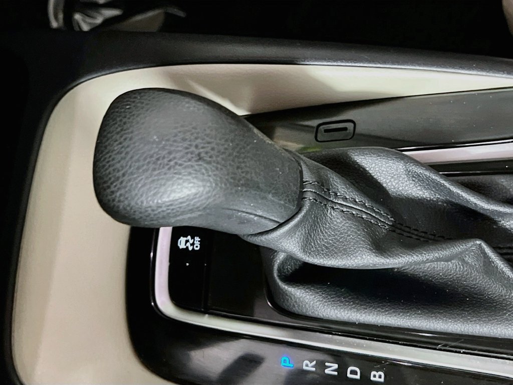 Used 2026 Toyota Corolla LE FWD image 20