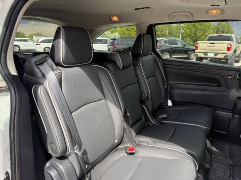 Used 2026 Honda Odyssey Elite image 24